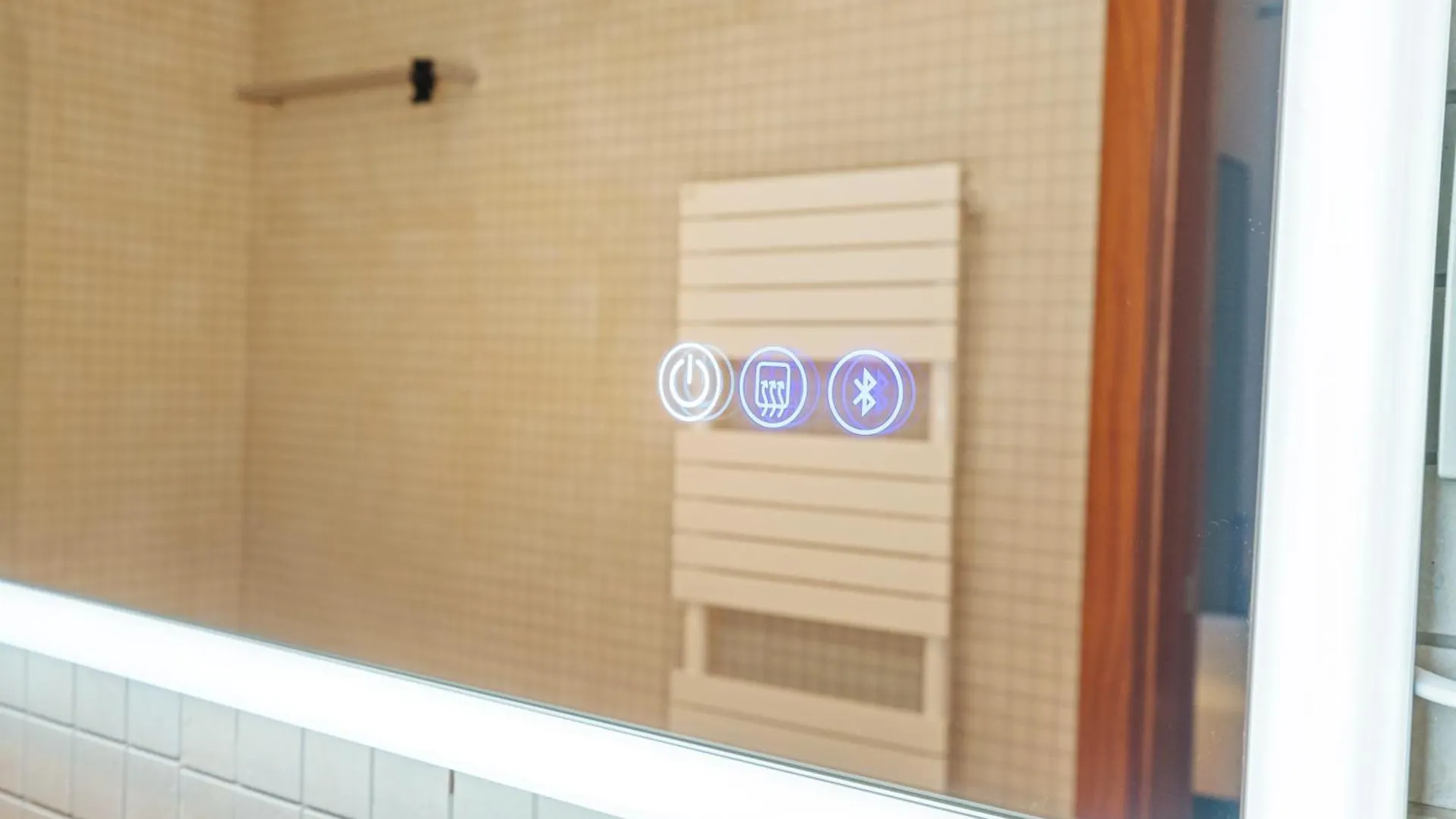 Quiet, Vibrant 2 Bedroom In Pedestrian Eixample Barcelona Apartment
